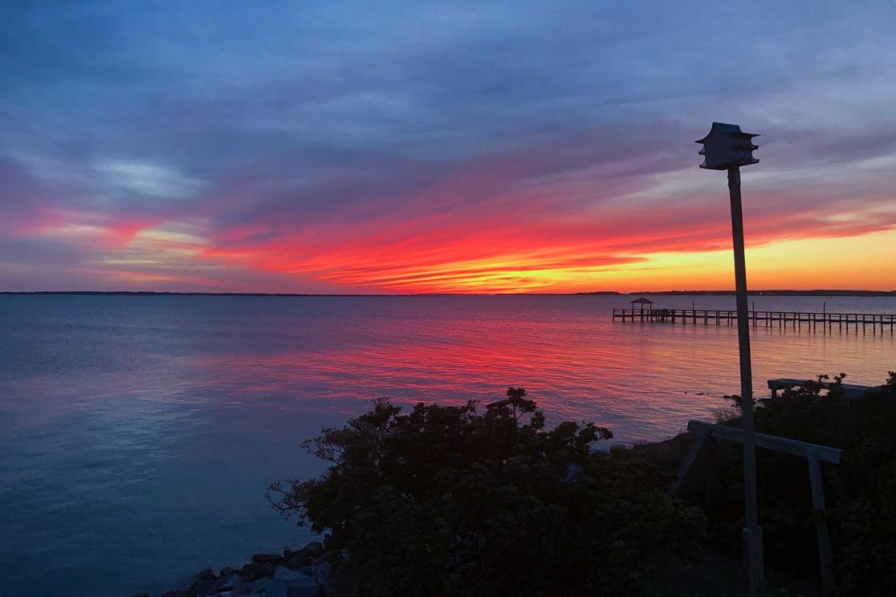 Waterfront Harkers Island Home Sunset View And Dock Exterior foto